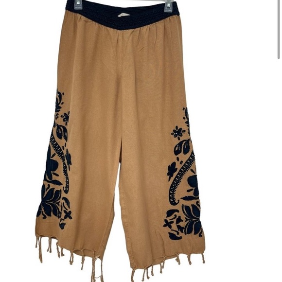 Soft Surroundings Pants - Soft Surroundings oversized women's relaxed tassels capris size large